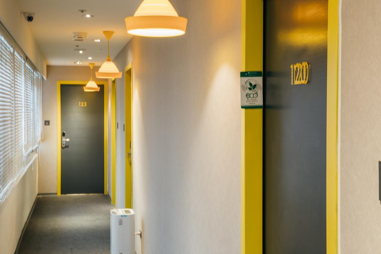 Click Hotel - Ximending Branch Tajpej Buitenkant foto
